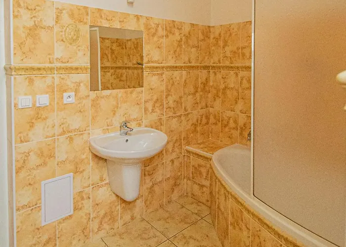 Spacious Oasis In Prague's Heart 아파트
