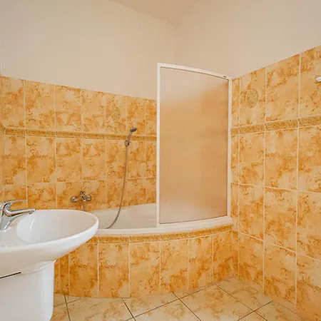 Apartment Spacious Oasis In Prague's Heart *